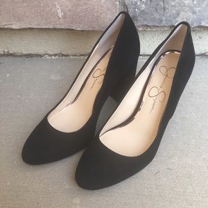 jessica simpson belemo pump
